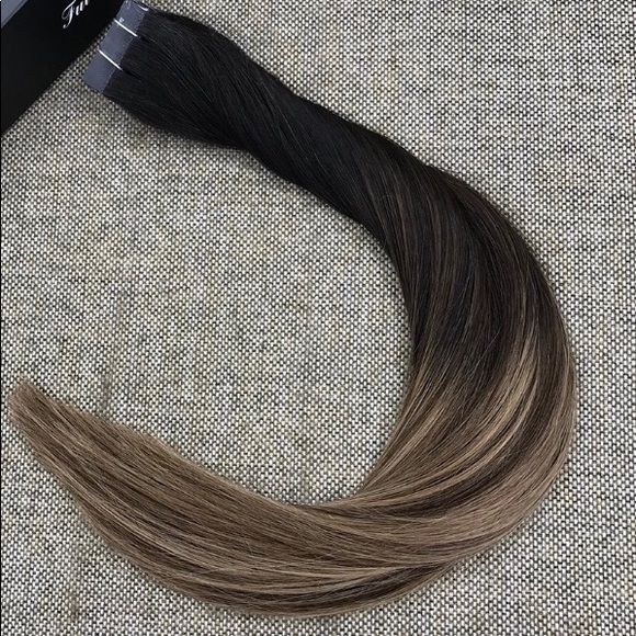 ?ALEXIS 20” 1B/6/27 BALAYAGE HUMAN HAIR TAPEINS? main image 5